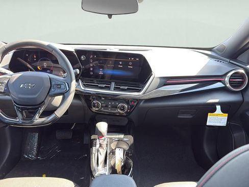 New 2026 Chevrolet Trax RS w/ Sunroof Package FWD image 13
