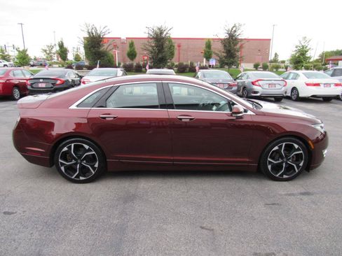 Used 2016 Lincoln MKZ AWD image 6