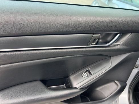 Used 2021 Honda Accord Sport image 38