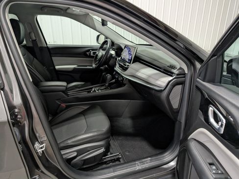 Used 2022 Jeep Compass Limited image 27