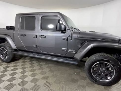 Used 2021 Jeep Gladiator Overland w/ Uconnect 4C Nav & Sound Group AWD/4WD image 2