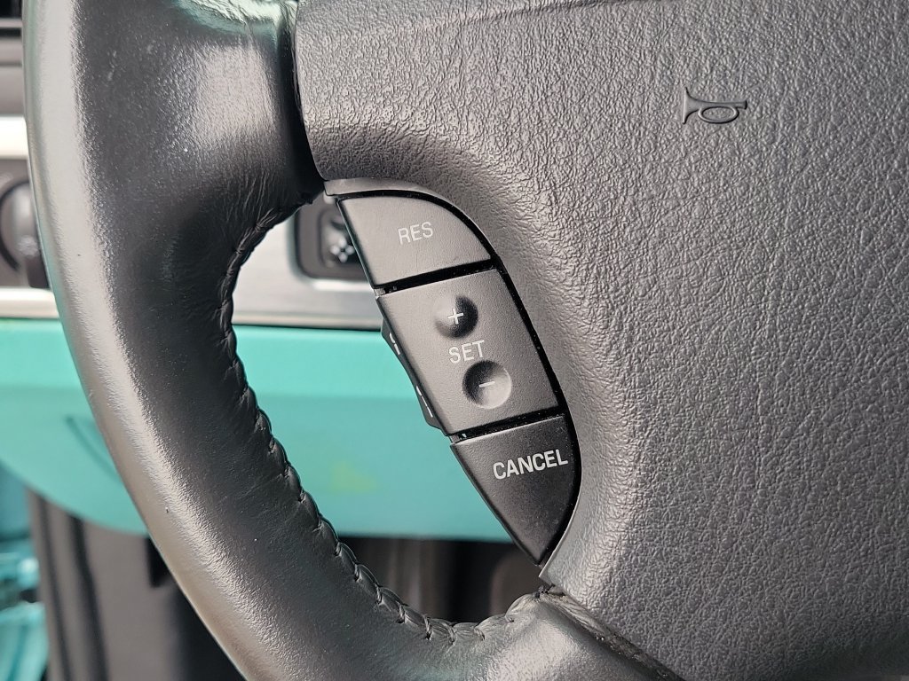 Used 2002 Ford Thunderbird RWD image 30