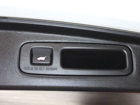 Used 2023 Honda CR-V EX-L image 31