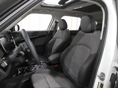 Certified 2024 MINI Cooper Countryman S image 5