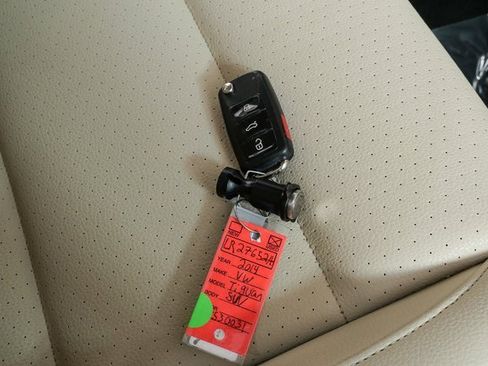 Used 2014 Volkswagen Tiguan SE image 34