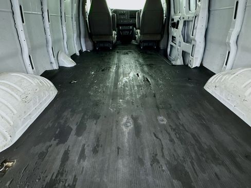 Used 2021 Chevrolet Express 2500 Work Van w/ Driver Convenience Package image 30