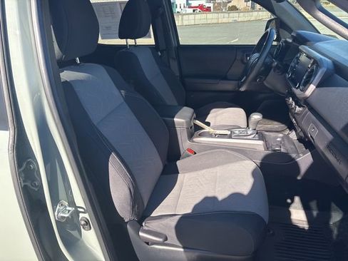 Certified 2023 Toyota Tacoma TRD Off-Road w/ Technology Package image 12