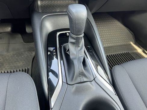 Certified 2023 Toyota Corolla LE image 25