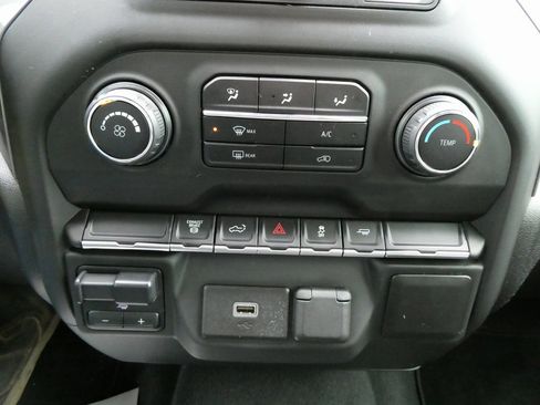 Used 2020 Chevrolet Silverado 2500 W/T w/ WT Convenience Package image 24