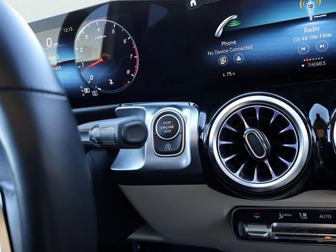 New 2026 Mercedes-Benz GLB 250 4MATIC image 28