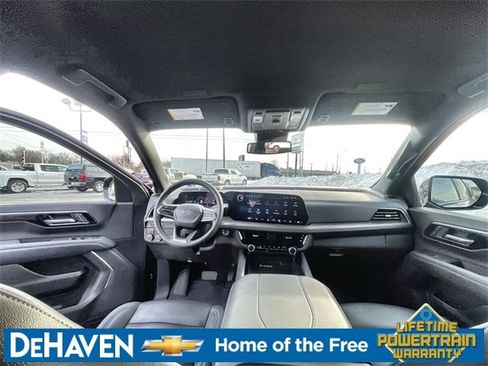 Used 2025 Chevrolet Tahoe Z71 AWD/4WD image 19