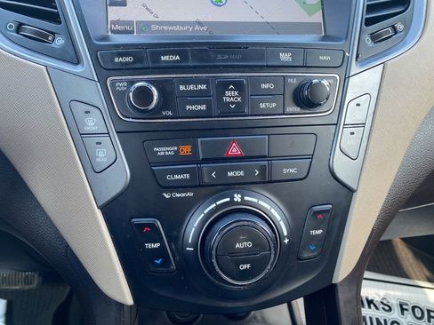 Used 2017 Hyundai Santa Fe Sport w/ 2.0T Ultimate Tech Package 05 image 20