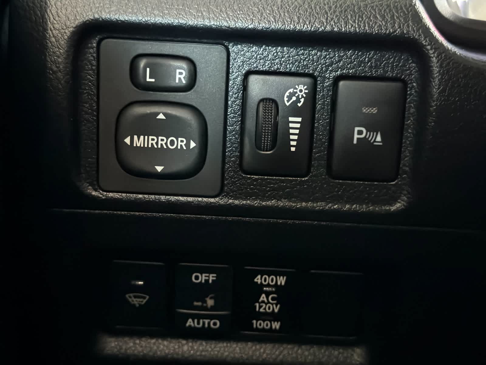 Used 2019 Toyota 4Runner Limited AWD/4WD image 32