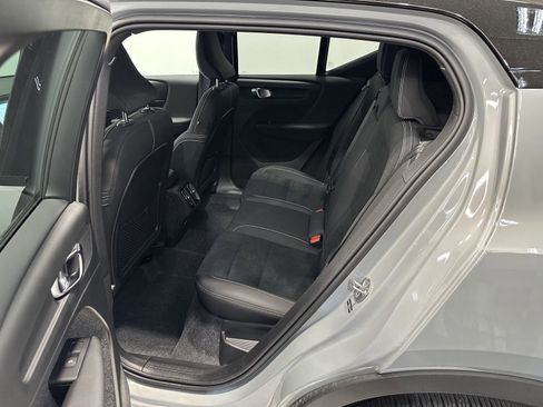 Used 2026 Volvo XC40 B5 Ultra w/ Protection Package Premier AWD/4WD image 29