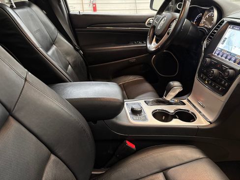 Used 2018 Jeep Grand Cherokee Summit image 28