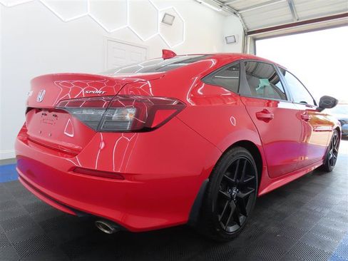 Used 2025 Honda Civic Sport image 12
