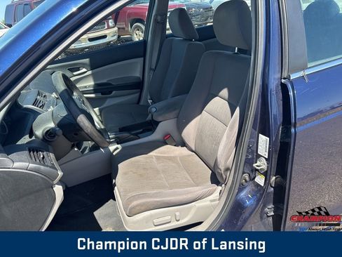 Used 2012 Honda Accord LX image 12