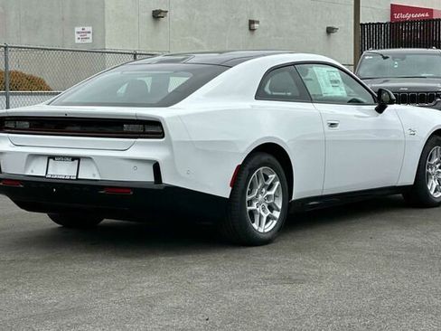 New 2025 Dodge Charger Daytona R/T w/ Quick Order Package 25M R/T image 4