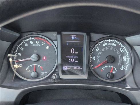 Used 2020 Toyota Tacoma SR w/ SR Convenience Package RWD image 11