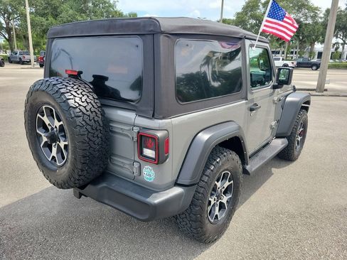 Used 2021 Jeep Wrangler Sport AWD/4WD image 5