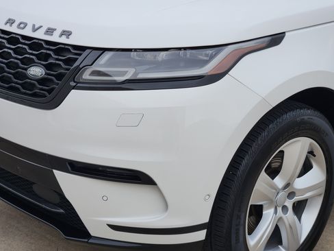 Certified 2021 Land Rover Range Rover Velar S image 9