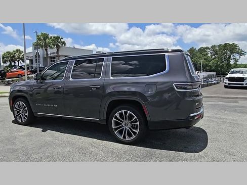 Used 2024 Jeep Grand Wagoneer L Series III w/ Rear Seat Video Group 1 AWD/4WD image 30