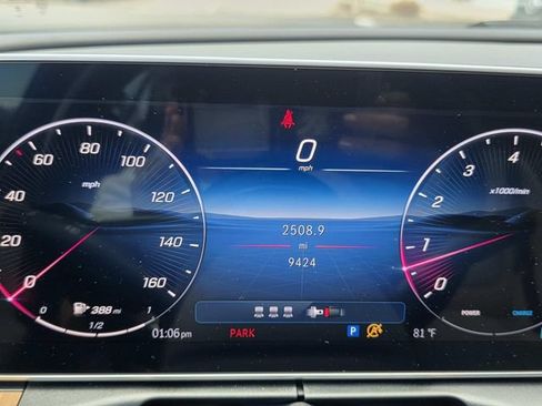 Used 2025 Mercedes-Benz C 300 Sedan image 12