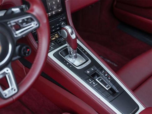 Certified 2021 Porsche 718 Boxster image 18