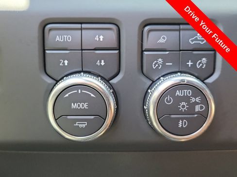 Used 2023 GMC Sierra 1500 Denali w/ Denali Reserve Package AWD/4WD image 16