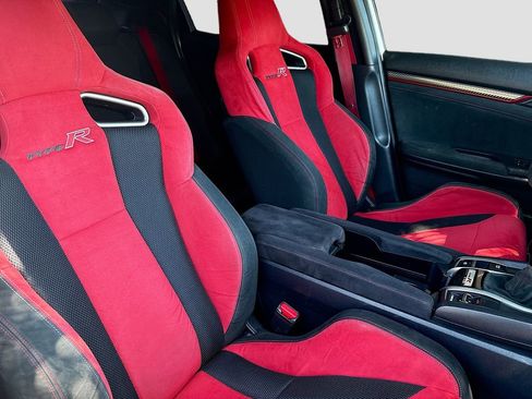 Used 2020 Honda Civic Type R image 26