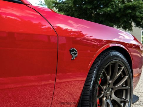 Used 2016 Dodge Challenger SRT Hellcat RWD image 97