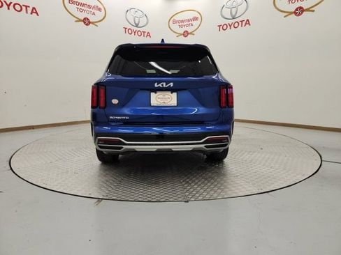 Used 2023 Kia Sorento SX FWD image 7