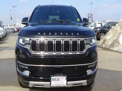 Used 2022 Jeep Wagoneer Series II image 3