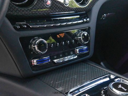 Used 2024 Rolls-Royce Ghost Black Badge image 27