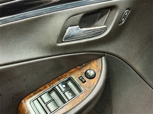Used 2014 Chevrolet Impala LTZ image 19