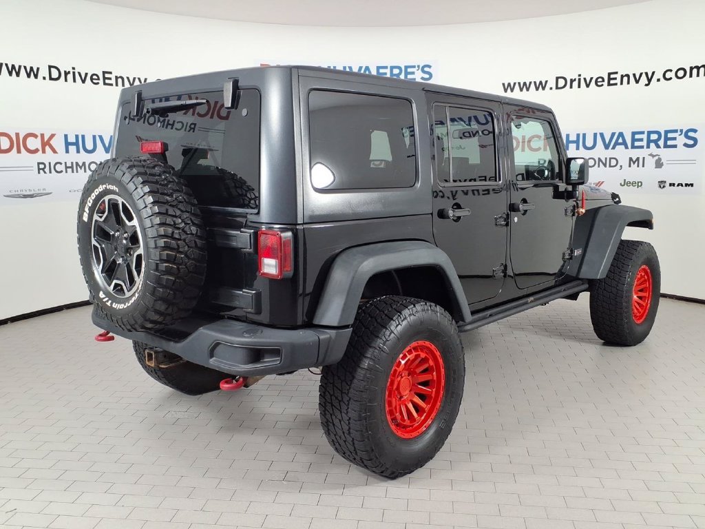 Used 2013 Jeep Wrangler Unlimited Rubicon AWD/4WD image 4