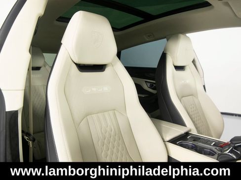 Used 2023 Lamborghini Urus S AWD/4WD image 43