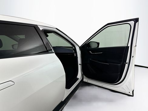 Used 2024 Kia EV6 Light RWD image 31