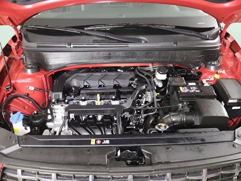 New 2025 Hyundai Venue Limited FWD image 16