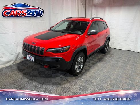 Used 2019 Jeep Cherokee Trailhawk w/ Comfort/Convenience Group AWD/4WD image 1