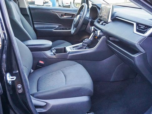 Used 2023 Toyota RAV4 XLE image 11