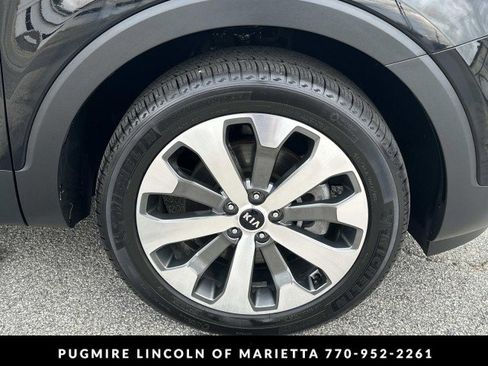 Used 2021 Kia Telluride EX w/ EX Premium Package image 12