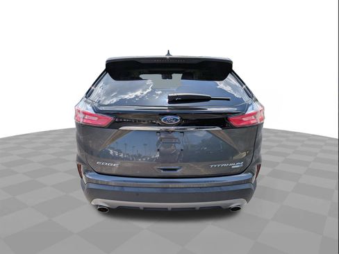 Used 2019 Ford Edge Titanium w/ Cold Weather Package AWD/4WD image 5