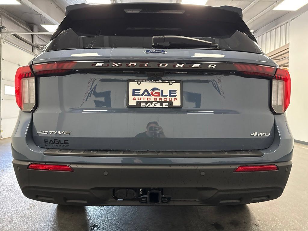 New 2026 Ford Explorer Active AWD/4WD image 10