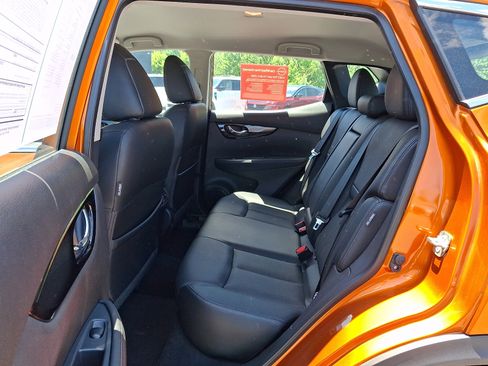Certified 2022 Nissan Rogue Sport SL AWD/4WD image 12