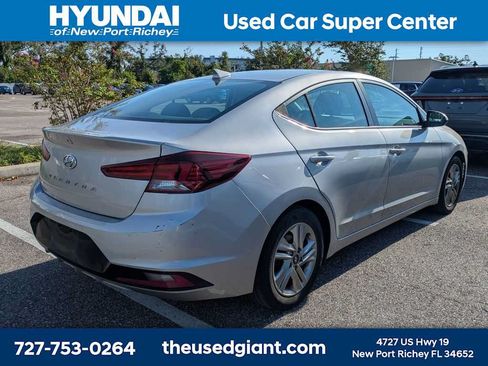 Used 2020 Hyundai Elantra Value Edition FWD image 2