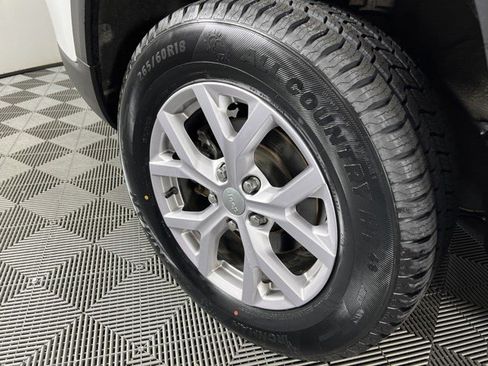 Used 2022 Jeep Grand Cherokee Limited AWD/4WD image 13