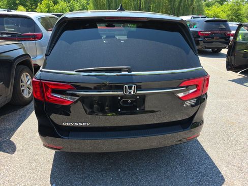 Used 2023 Honda Odyssey EX-L image 7