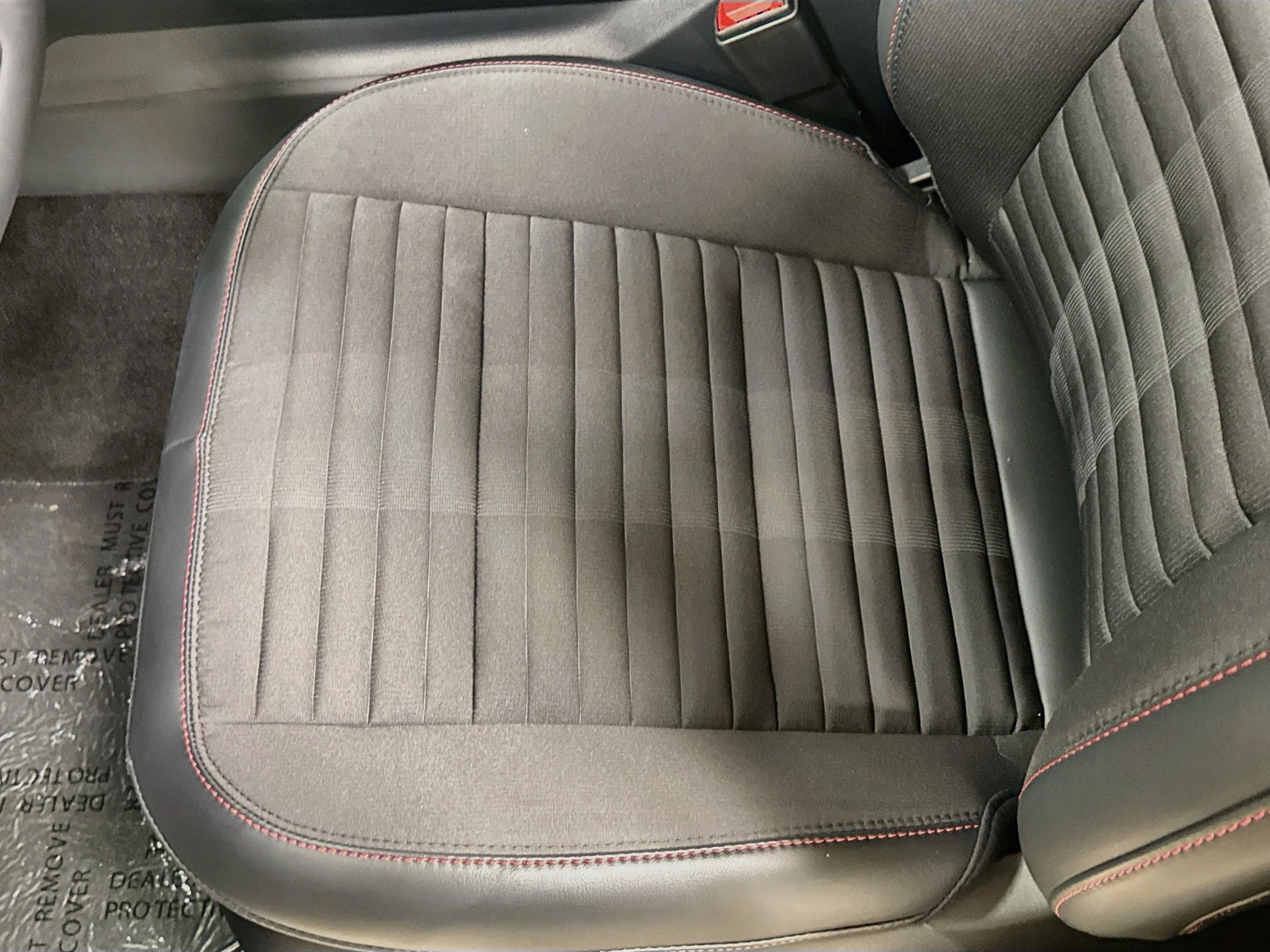Used 2025 Ford Explorer ST-Line w/ Premium Package RWD image 19
