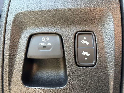 New 2027 RAM 1500 4x4 Crew Cab image 22